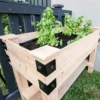 Elevated garden bed